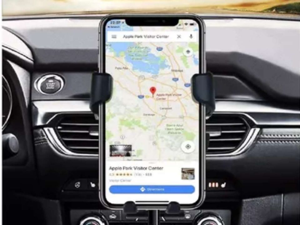 O celular também pode ser danificado se exposto ao sol forte por muito tempo e ao usar aplicativos que usam GPS