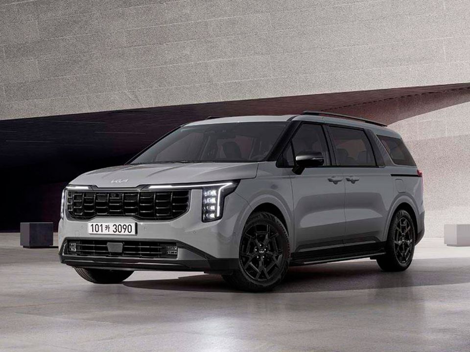 Kia�Carnival 2024 - �ngulo frontal