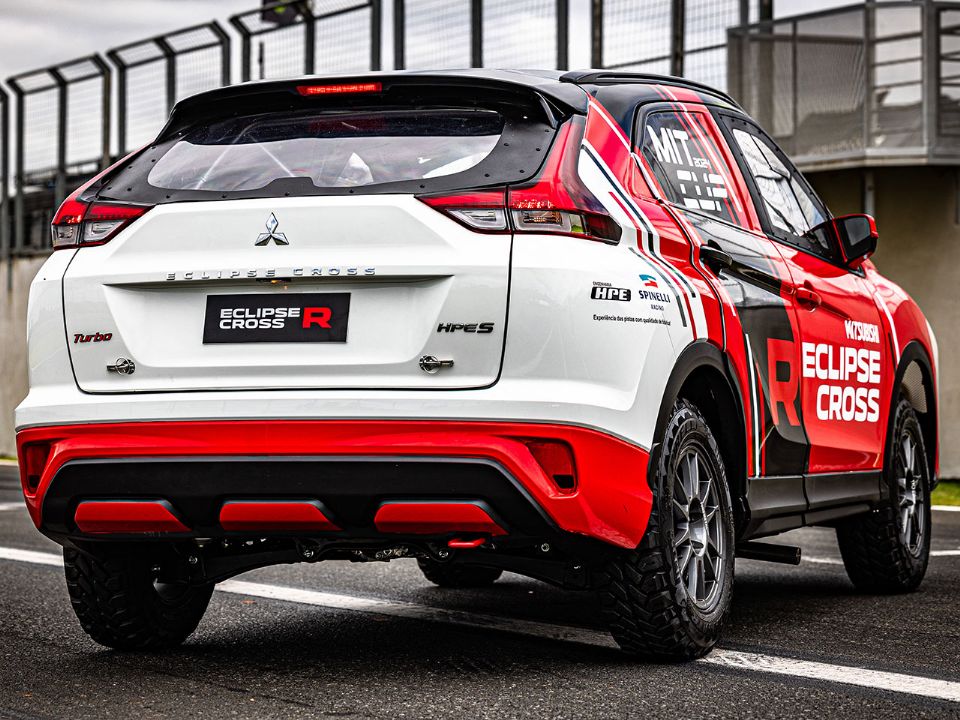 Mitsubishi�Eclipse Cross 2024 - �ngulo traseiro