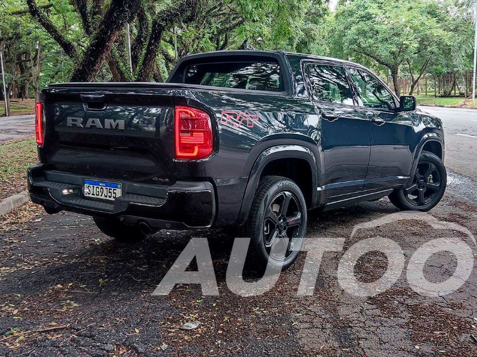 RAM�Rampage 2024 - �ngulo traseiro