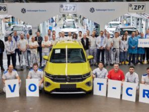 VW comea a fabricar novo T-Cross na Europa antes do SUV chegar ao Brasil