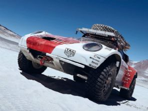 Porsche bate recorde de altitude máxima atingida por um carro