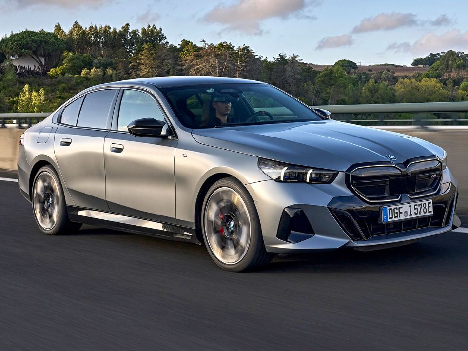 BMW�i5 2024 - �ngulo frontal