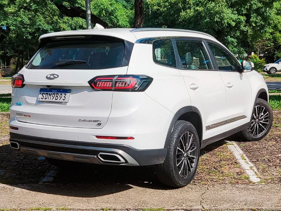 CAOA Chery�Tiggo 8 2024 - �ngulo traseiro