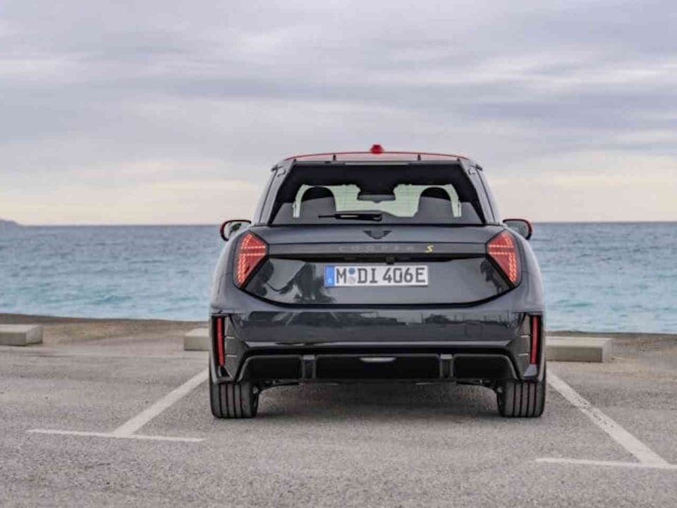 Mini Electric 2024