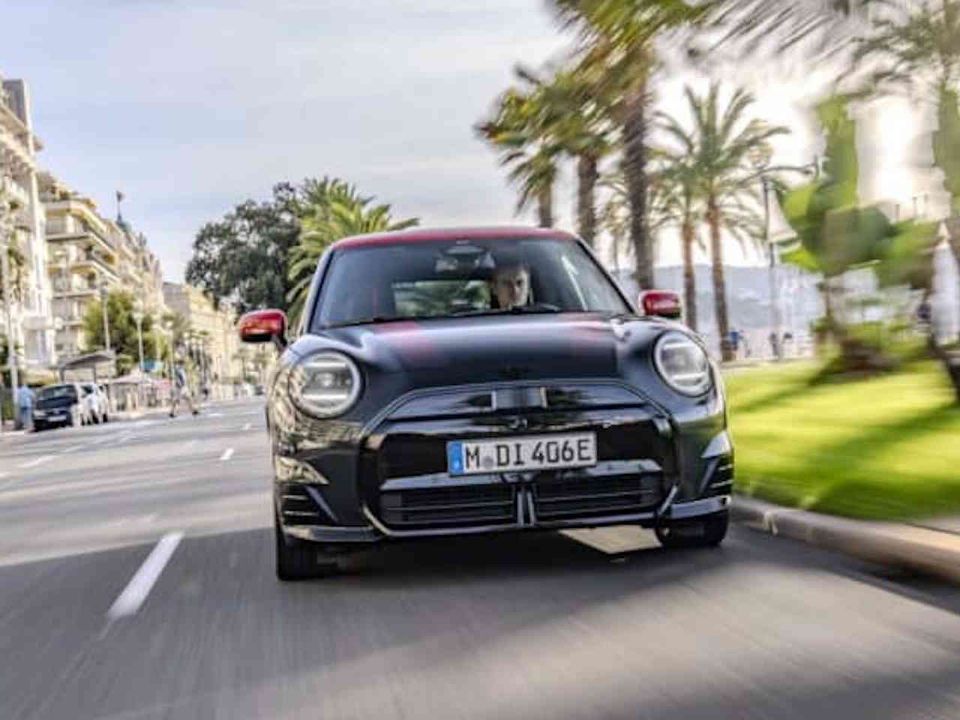 Mini�Electric 2024 - frente
