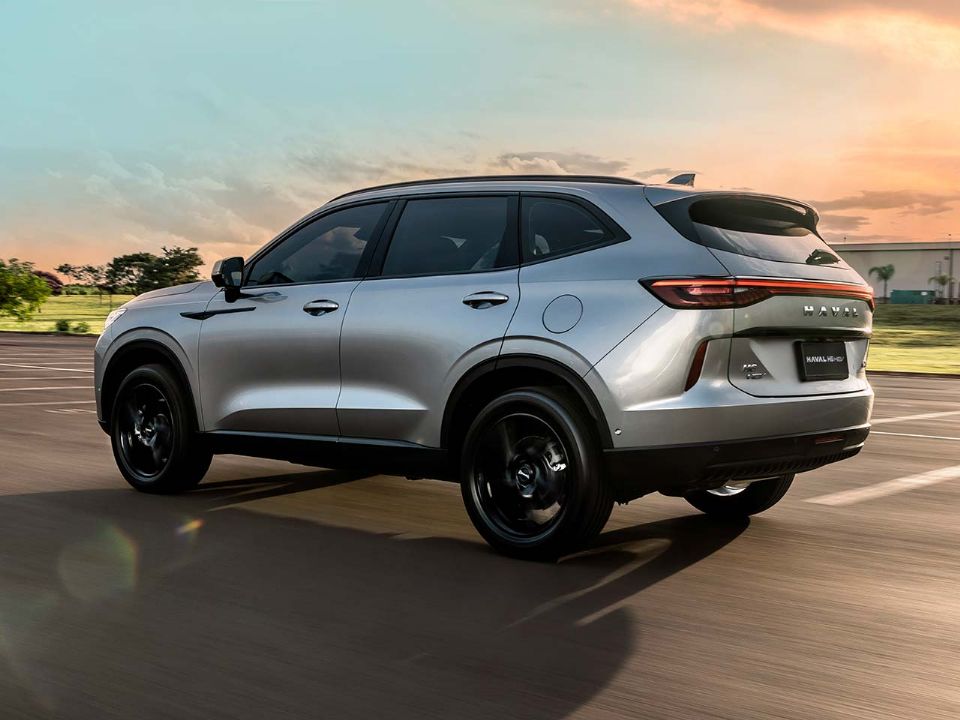 GWM�Haval H6 Premium HEV 2024 - �ngulo traseiro