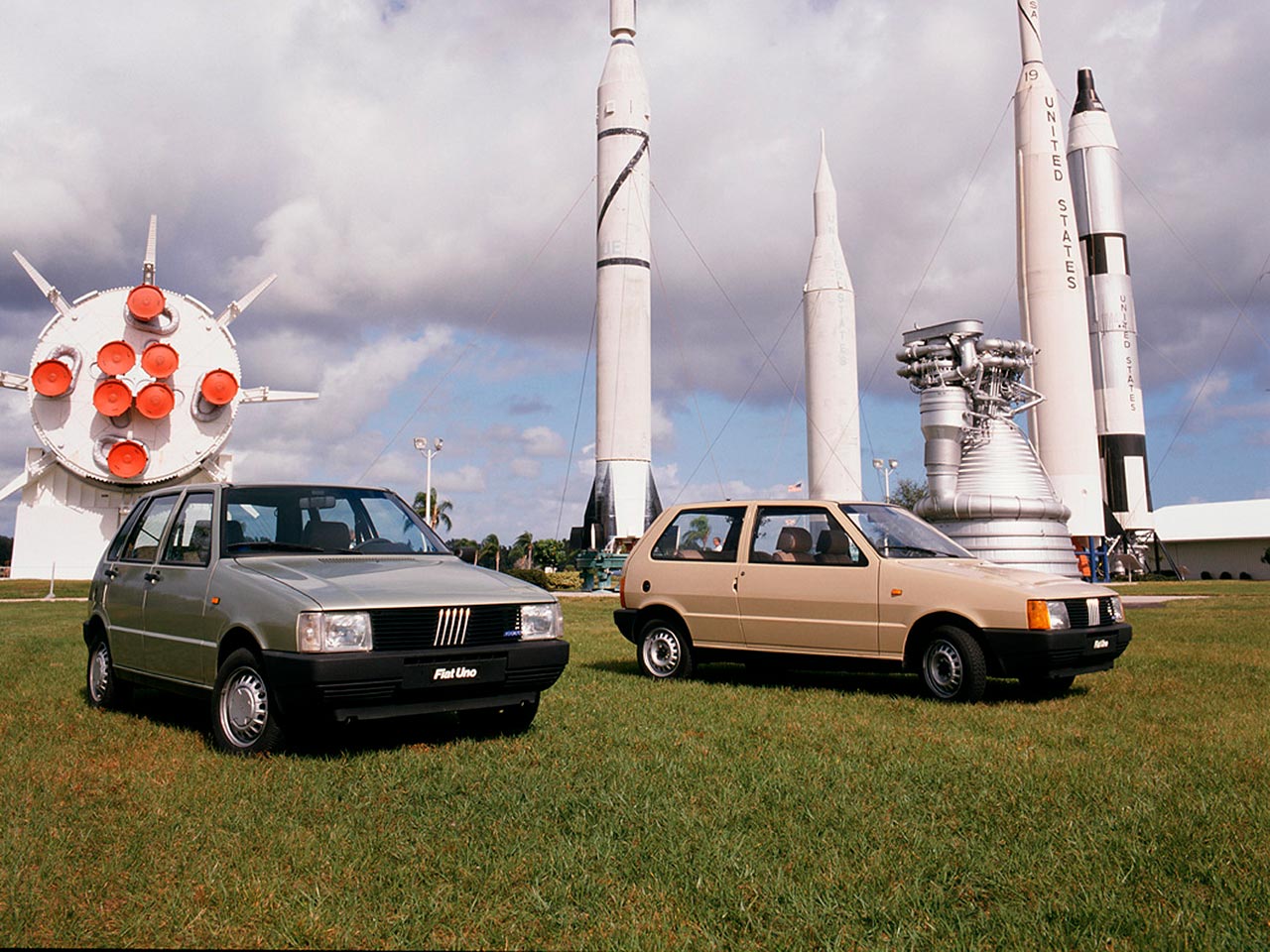 Fiat Uno no lanamento em 1983 na cidade de Cabo Canaveral, nos EUA