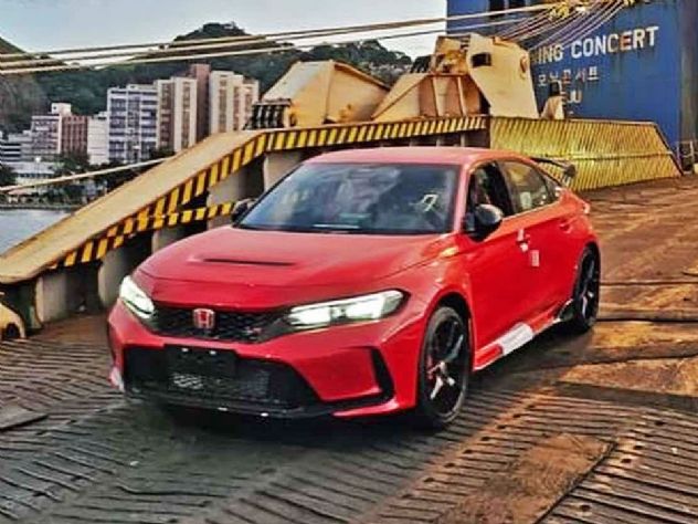 Novo Honda Civic Type R já está no Brasil - AUTOO