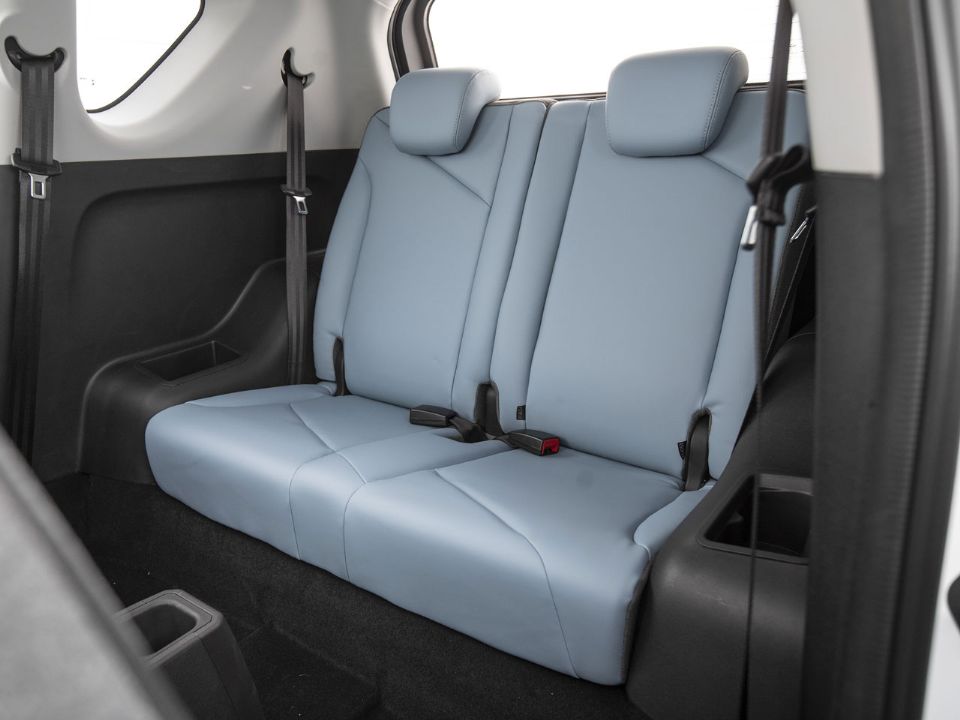 CAOA Chery�iCar 2023 - bancos traseiros