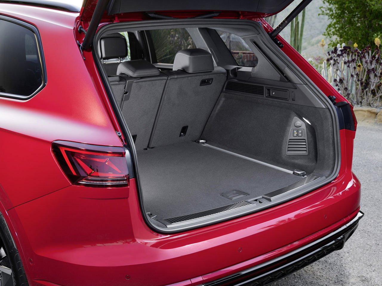 Volkswagen�Touareg 2024 - porta-malas