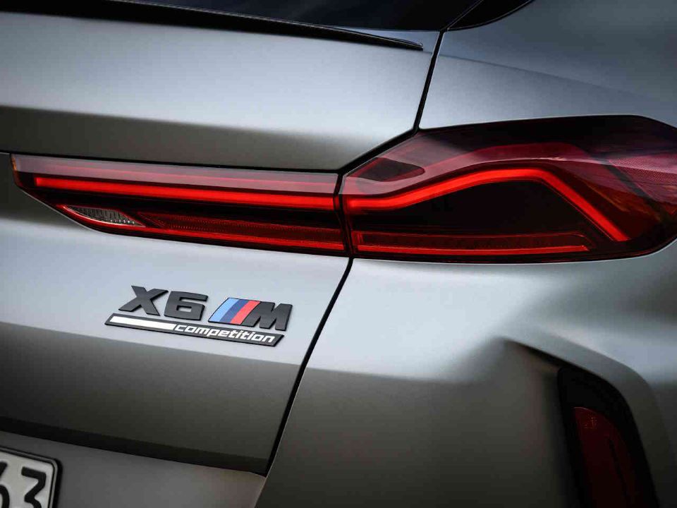 BMW�X6 2024 - lanternas