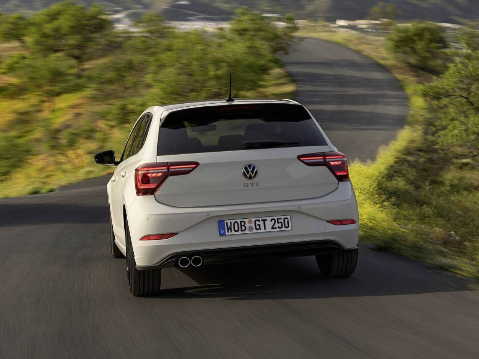 Volkswagen�Polo 2024 - traseira