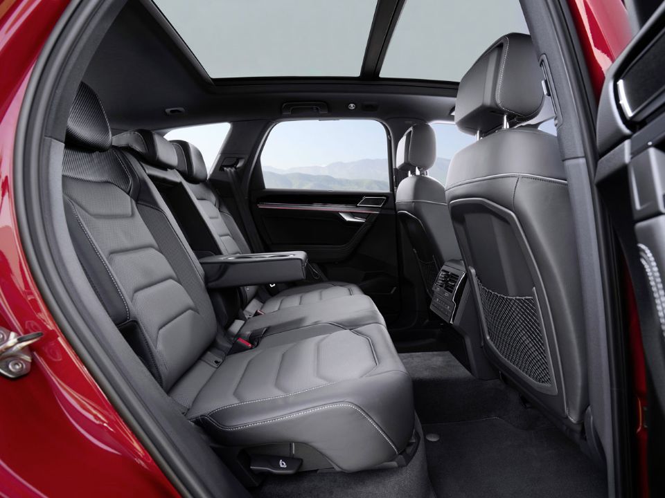 Volkswagen�Touareg 2024 - bancos traseiros