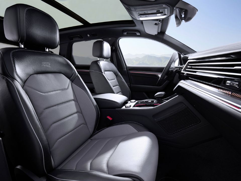 Volkswagen�Touareg 2024 - bancos dianteiros