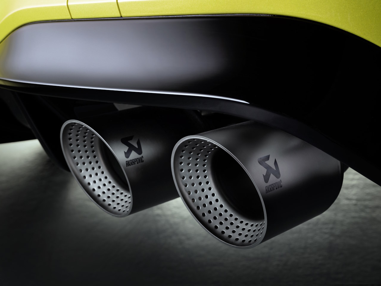 Golf 'lima-limão' com 333 cv: Volkswagen lança o R 333 Limited Edition -  AUTOO