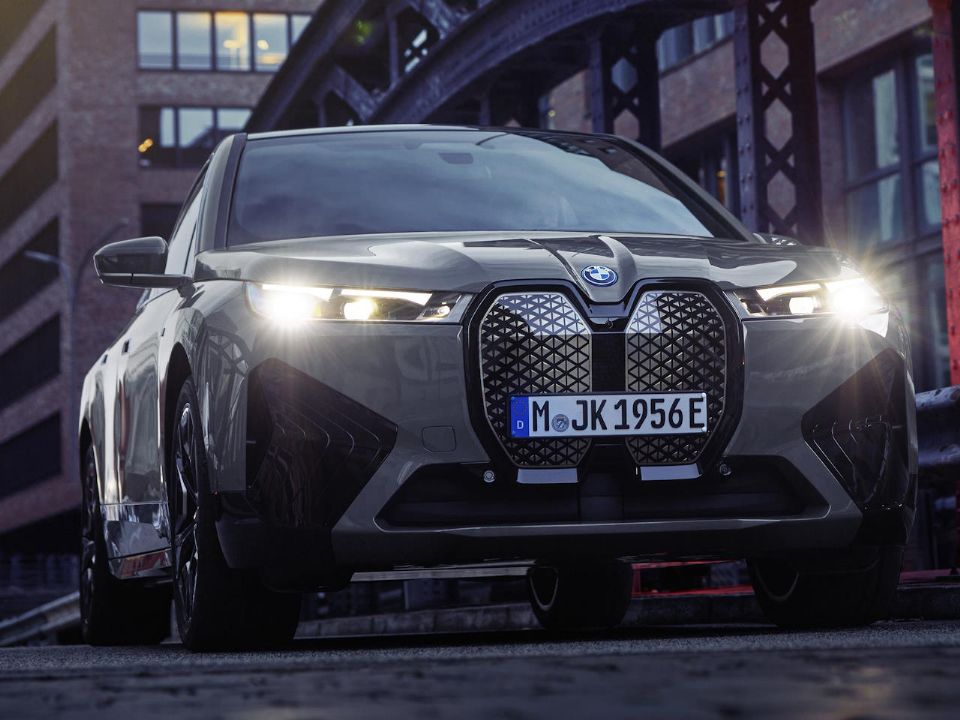 BMW�iX 2024 - frente