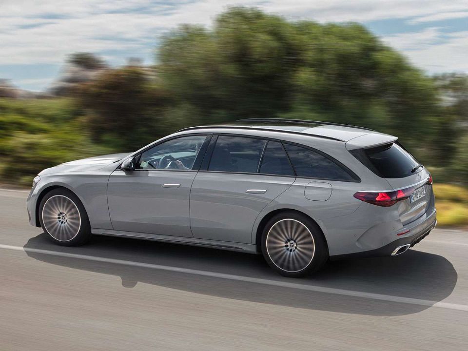 Mercedes-Benz�Classe E 2023 - �ngulo traseiro