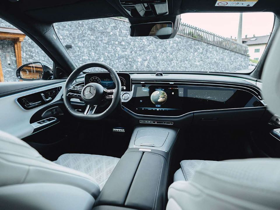 Mercedes-Benz�Classe E 2023 - painel