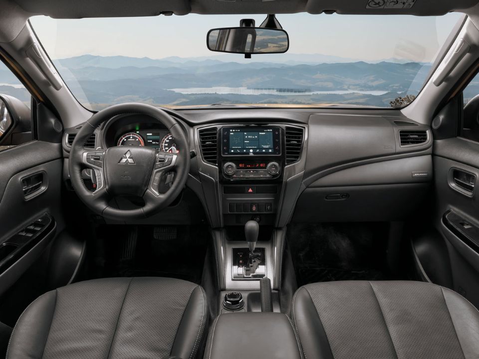 Mitsubishi�L200 Triton 2024 - painel