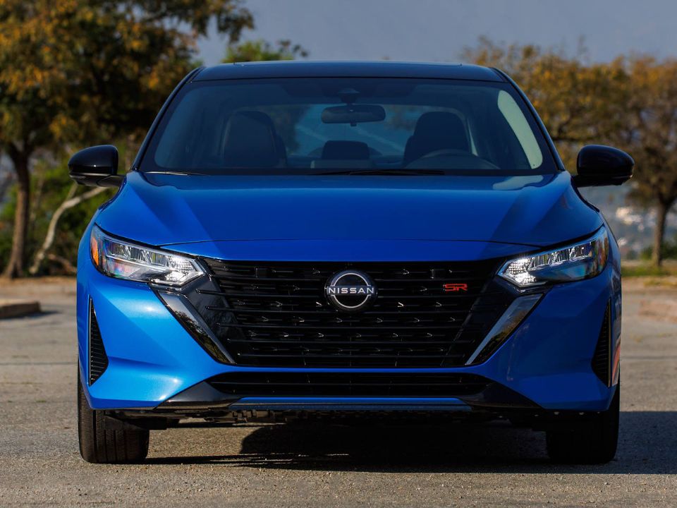 Nissan�Sentra 2024 - frente