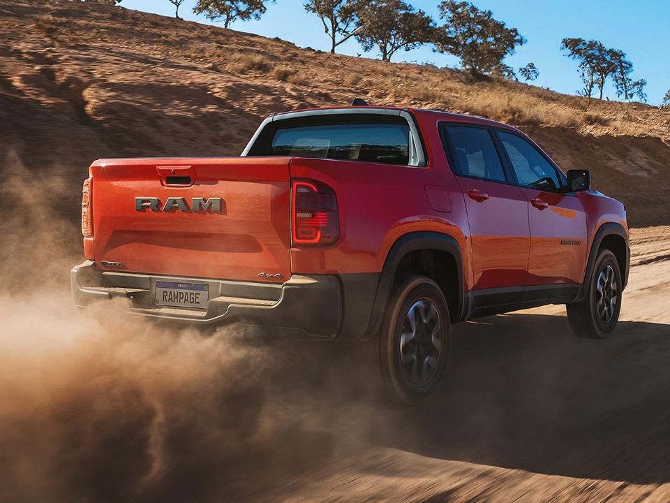 RAM�Rampage 2024 - �ngulo traseiro