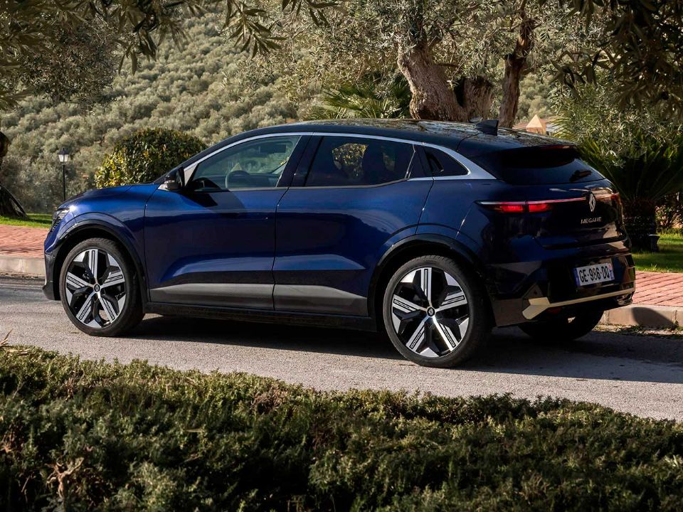 Renault�Megane E-Tech 2024 - �ngulo traseiro