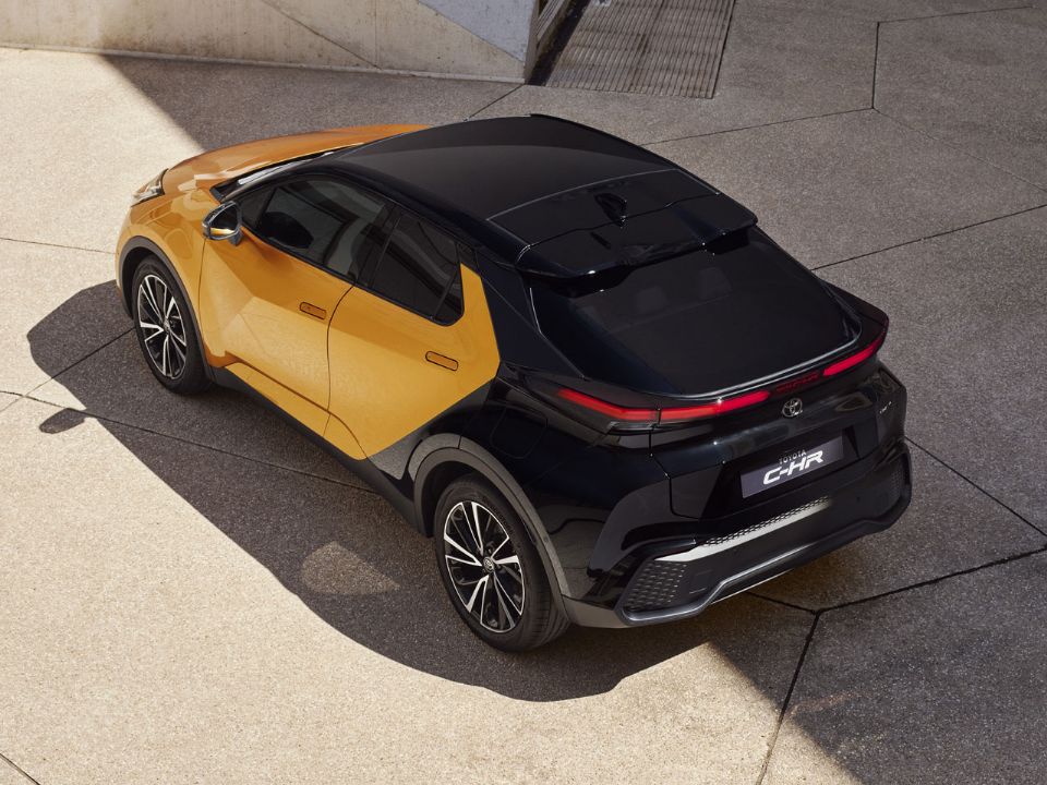 Toyota�C-HR 2024 - �ngulo traseiro