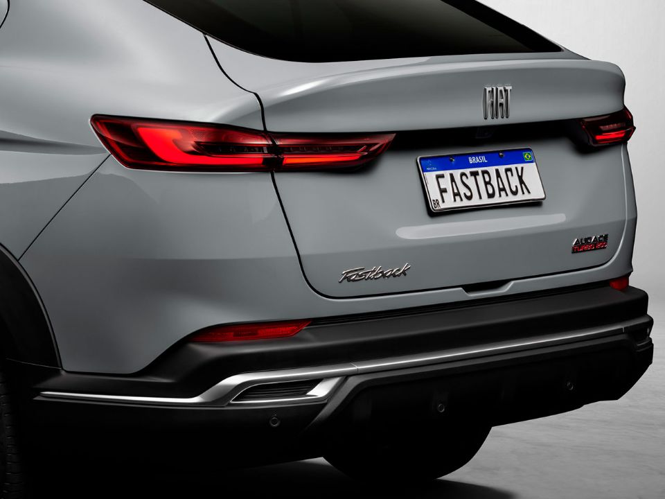 Fiat Fastback 2023