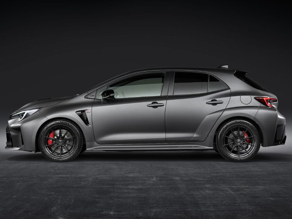 Toyota�Corolla Hatch 2024 - lateral