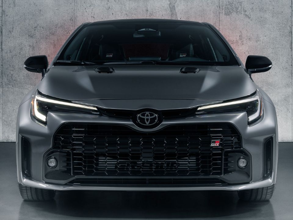 ToyotaCorolla Hatch 2024 - frente