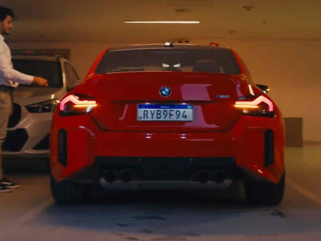 BMWM2 2024 - traseira