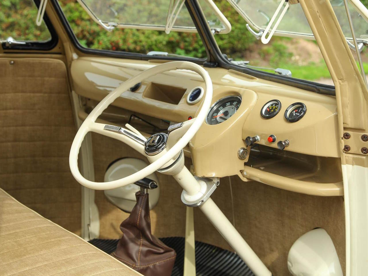 VolkswagenKombi 1970 - volante