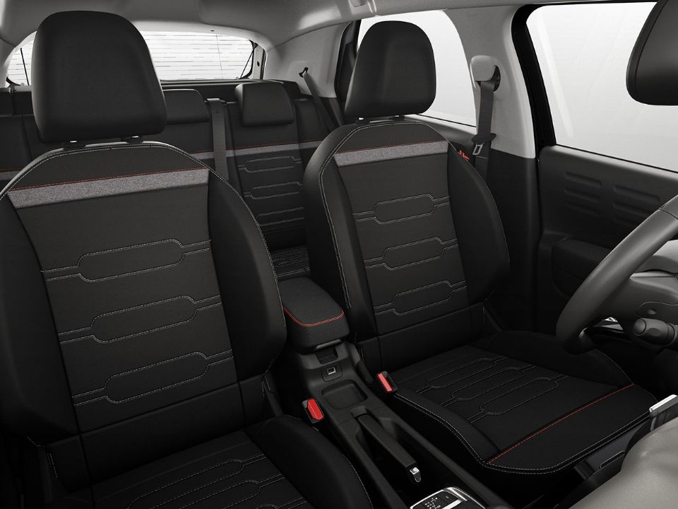 Citro�n�C4 Cactus 2024 - bancos dianteiros