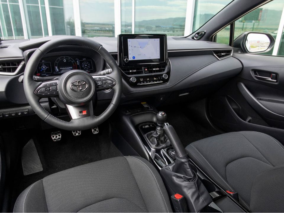 Toyota�Corolla Hatch 2024 - painel