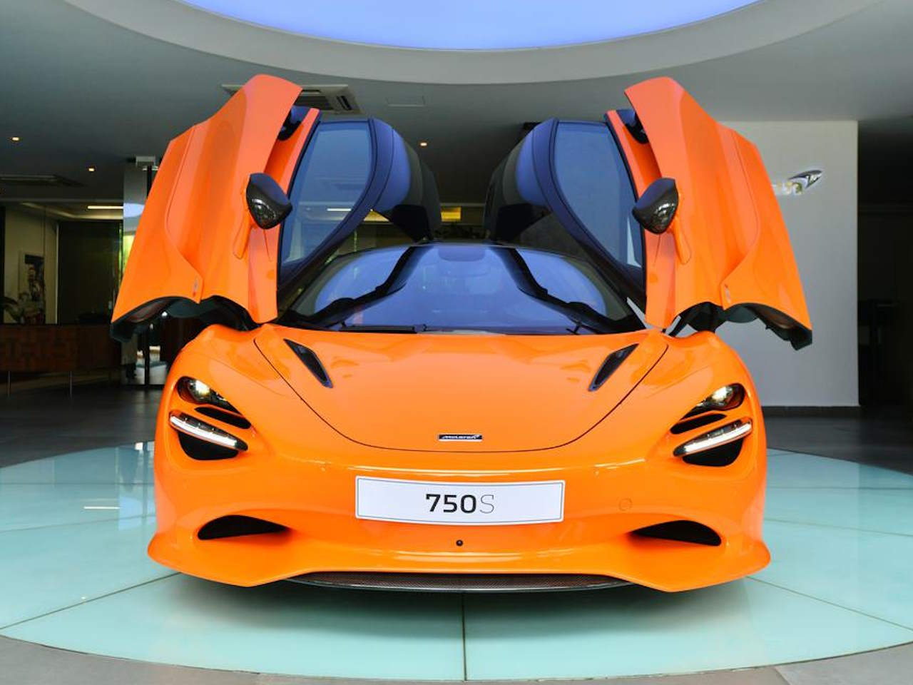 McLaren�750S 2024 - frente