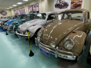Museu do VW Fusca reúne exemplares únicos em São Paulo; veja vídeo