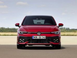 VW revela Golf renovado, que poderá chegar ao Brasil em versão esportiva