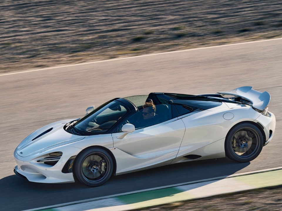 McLaren�756LT 2024 - �ngulo frontal