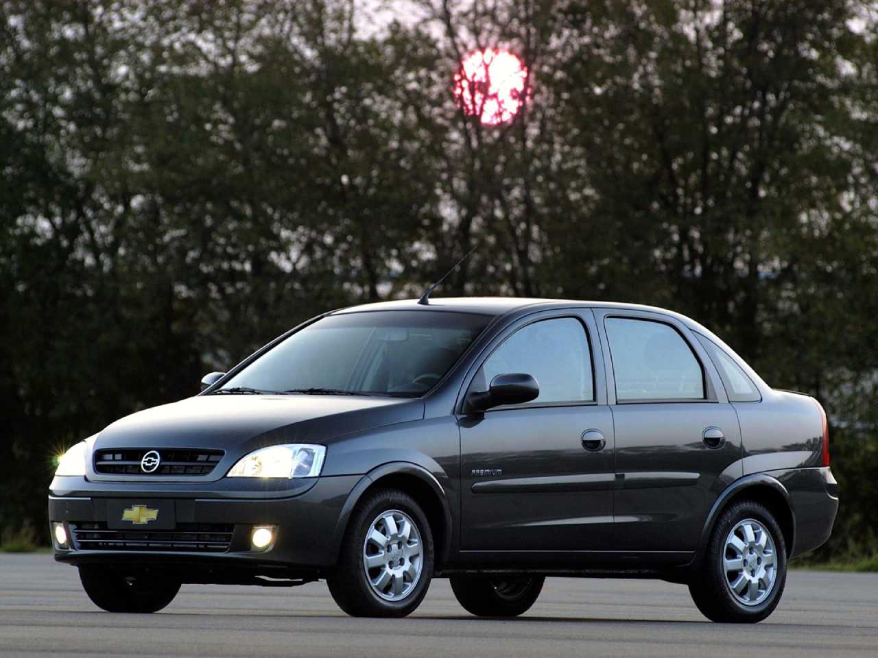 Chevrolet Corsa Sedan Chevrolet Corsa Sedan