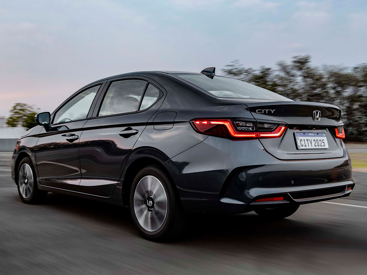 Honda City 2025: preços, versões, consumo e equipamentos do sedã - AUTOO