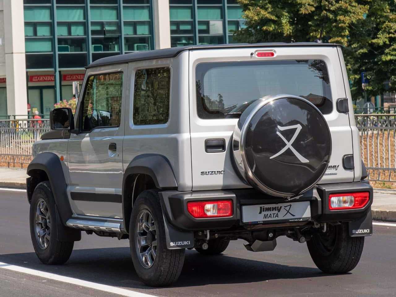 Suzuki Jimny Mata Suzuki Jimny Mata