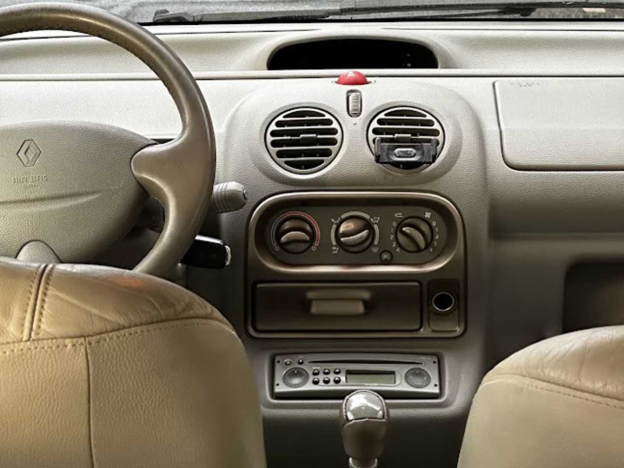 Renault Twingo Initiale Paris 2002 Renault Twingo Initiale Paris 2002