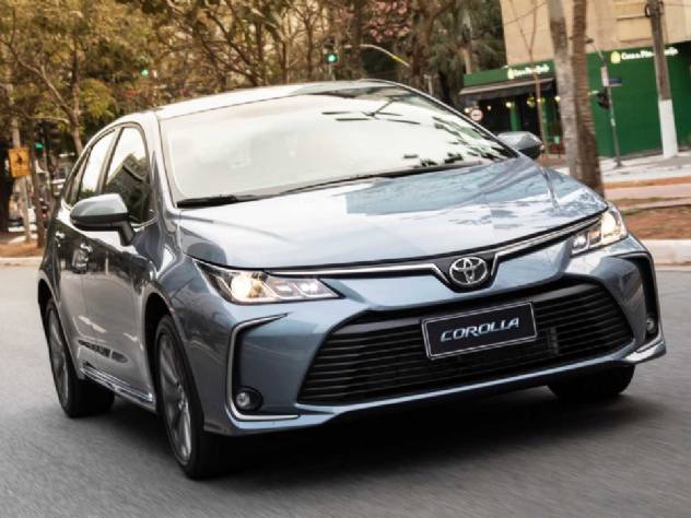 Toyota Corolla: al�m do sed�, veja mais 4 carros h�bridos usados para comprar sem medo