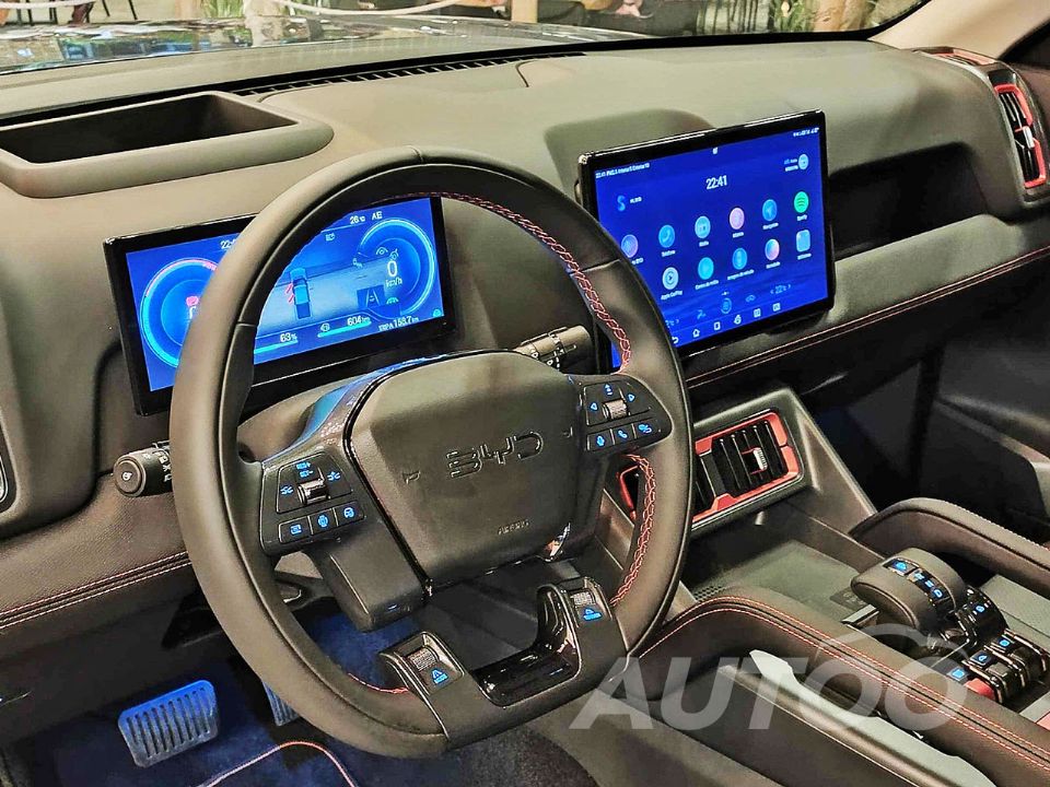 BYD�Shark 2025 - painel