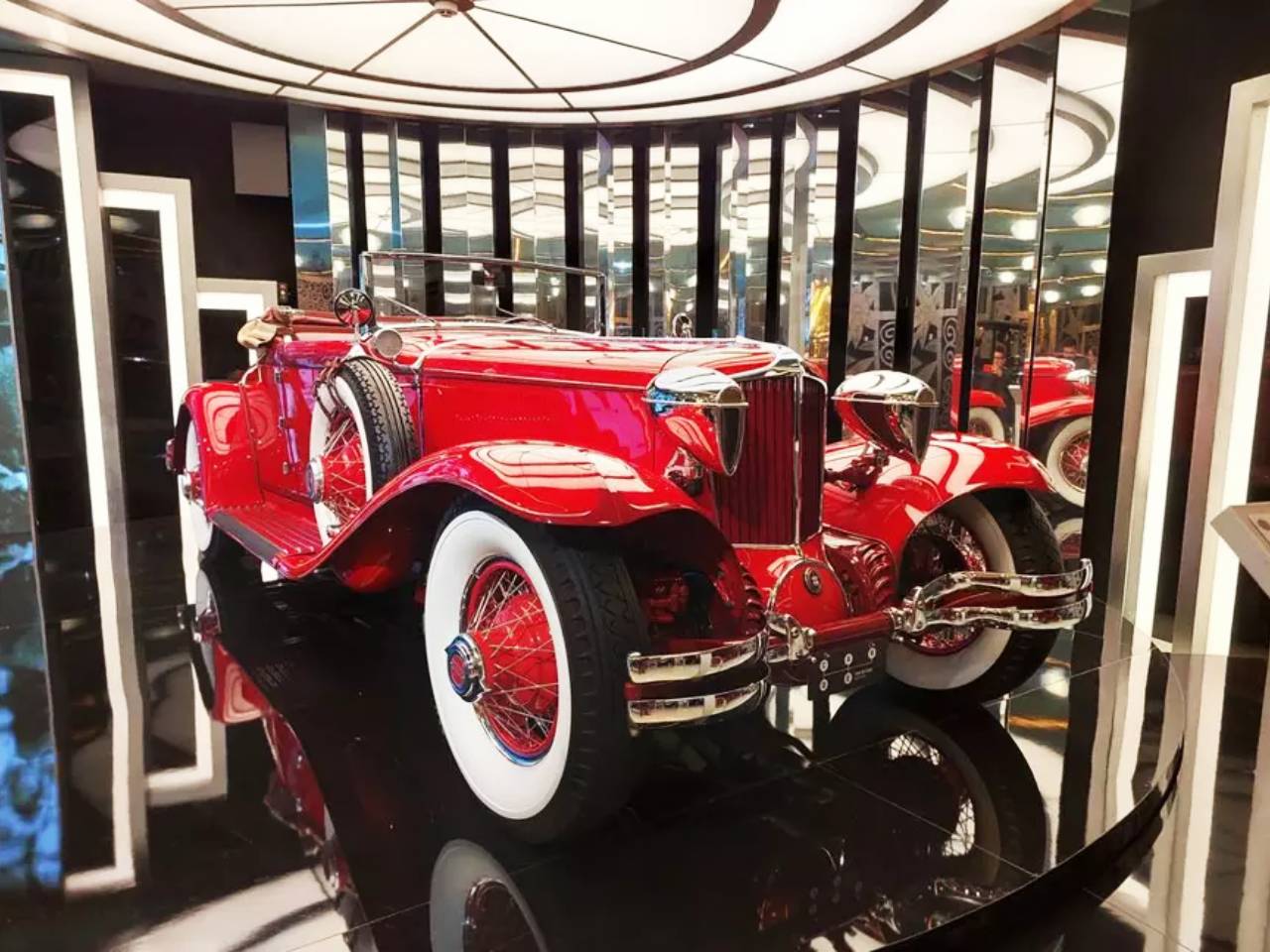 Museu em Campos do Jordão (SP) conta com raridades em um espaço de alto nível, como nunca chegou a ser visto no Brasil