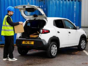Irm�o do Renault Kwid vira van na Europa e isso n�o � uma piada