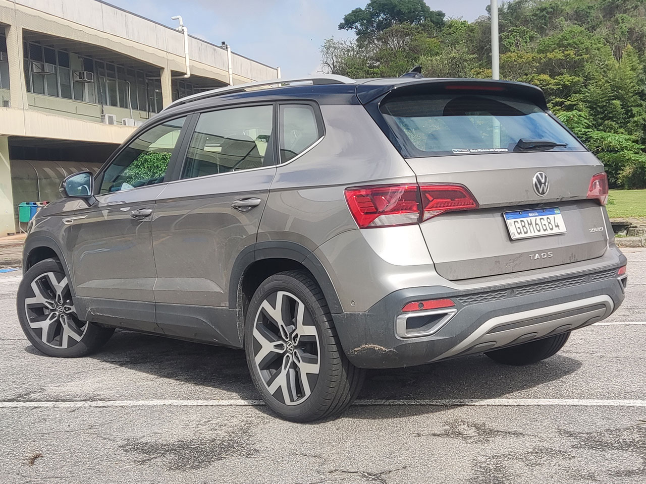 Volkswagen�Taos 2024 - �ngulo traseiro
