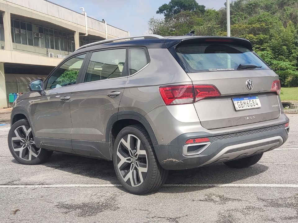 Volkswagen�Taos 2024 - �ngulo traseiro