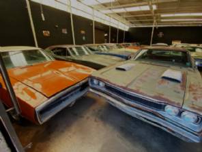 A maior coleção de carros americanos da Dodge no Brasil; assista ao vídeo